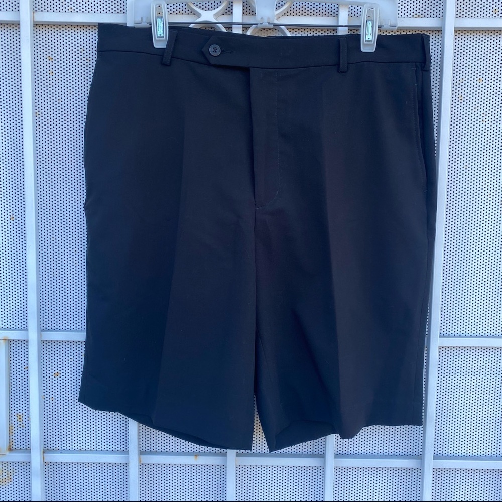 Monterey Club Mens Size 34 golf shorts inseam 10” black lightweight